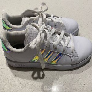 Grand Court Sneaker
ADIDAS
